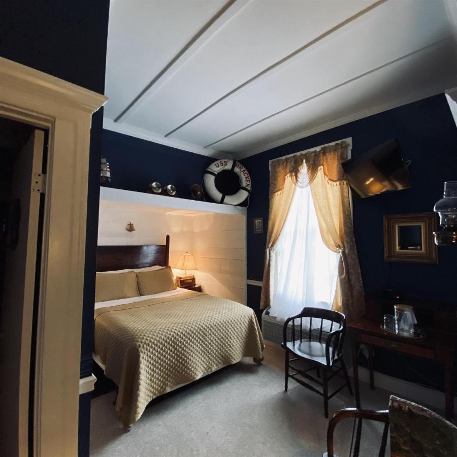 Augusta Guest House Bagian luar foto